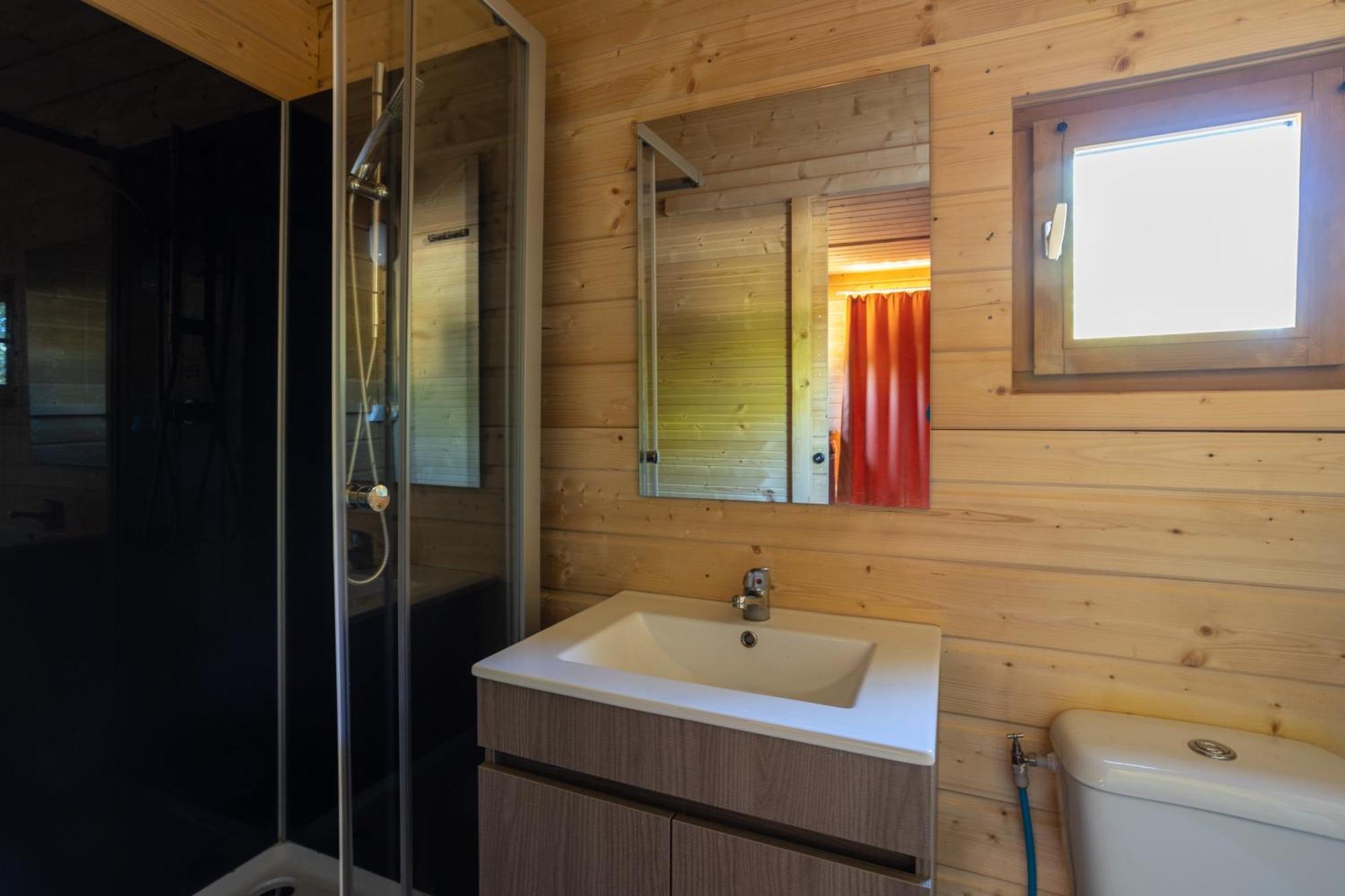 Camping Sites Et Paysages Les Pres Hauts Sisteron Luaran gambar