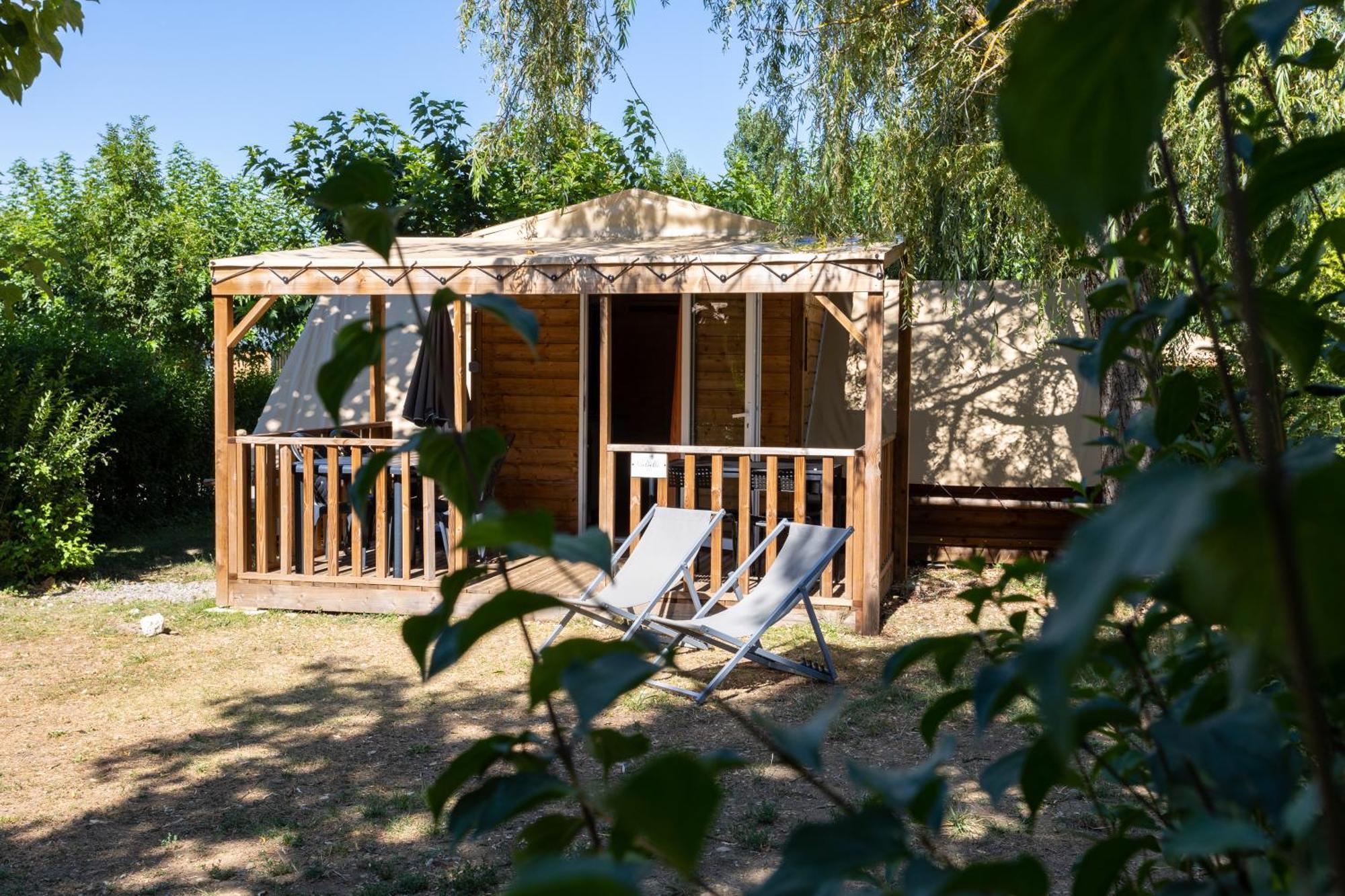 Camping Sites Et Paysages Les Pres Hauts Sisteron Luaran gambar