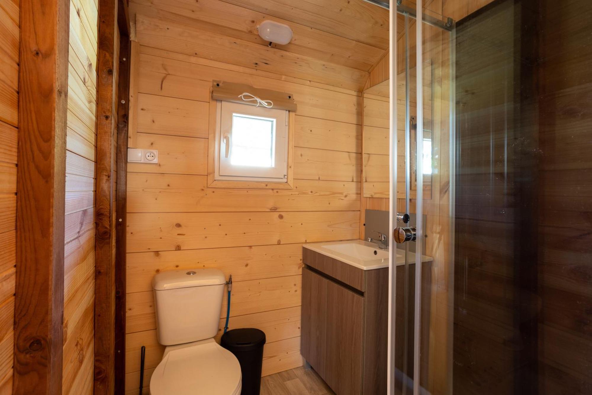 Camping Sites Et Paysages Les Pres Hauts Sisteron Luaran gambar